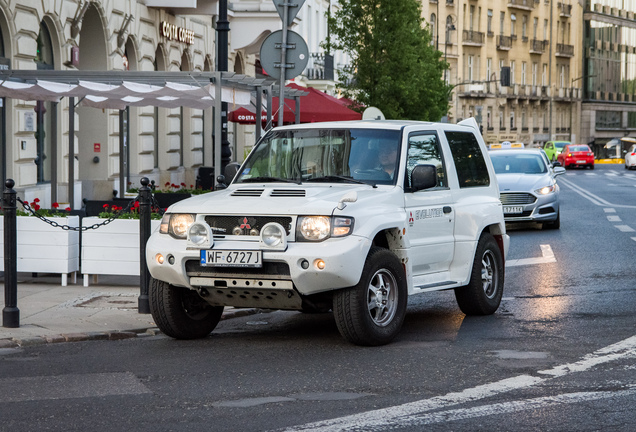 Mitsubishi Pajero Evolution