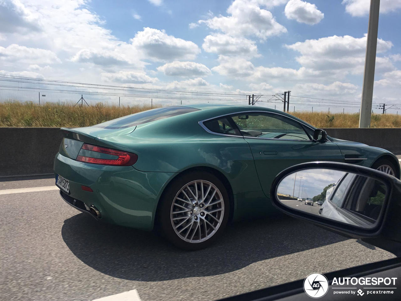 Aston Martin V8 Vantage