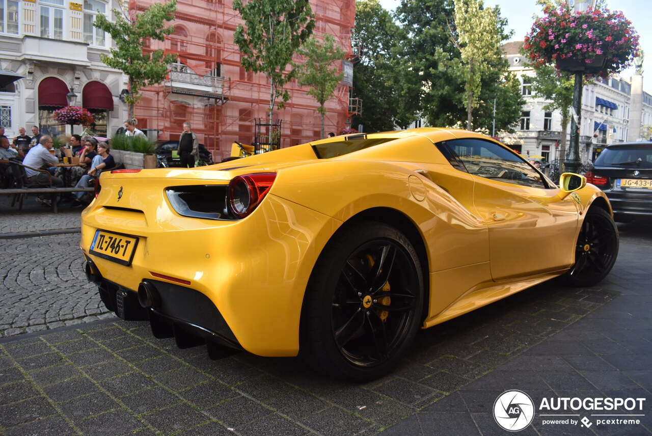 Ferrari 488 Spider