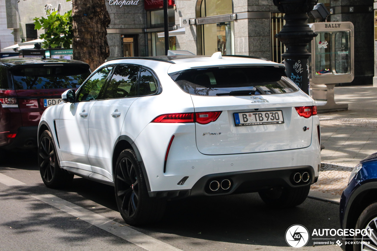 Jaguar F-PACE SVR