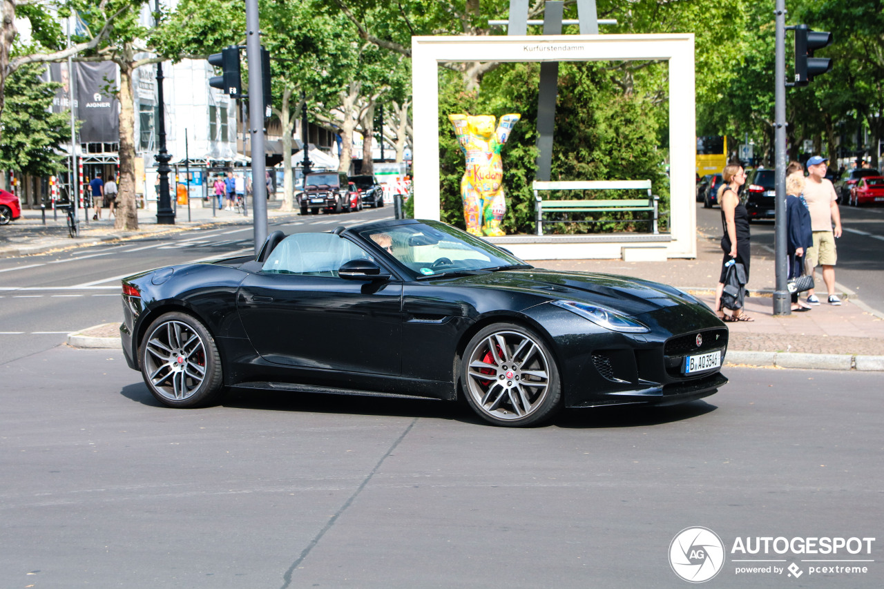 Jaguar F-TYPE R AWD Convertible