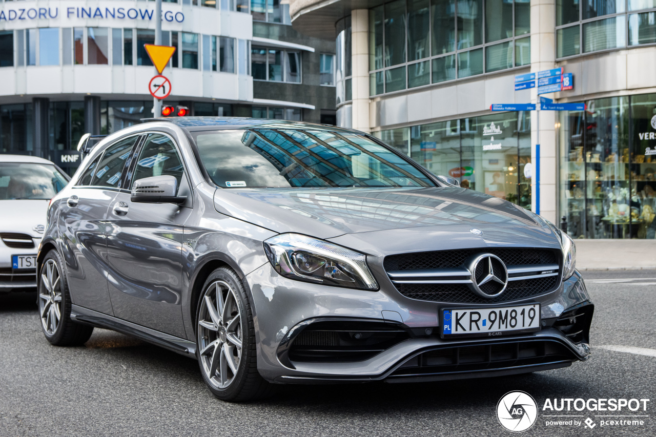 Mercedes-AMG A 45 W176 2015