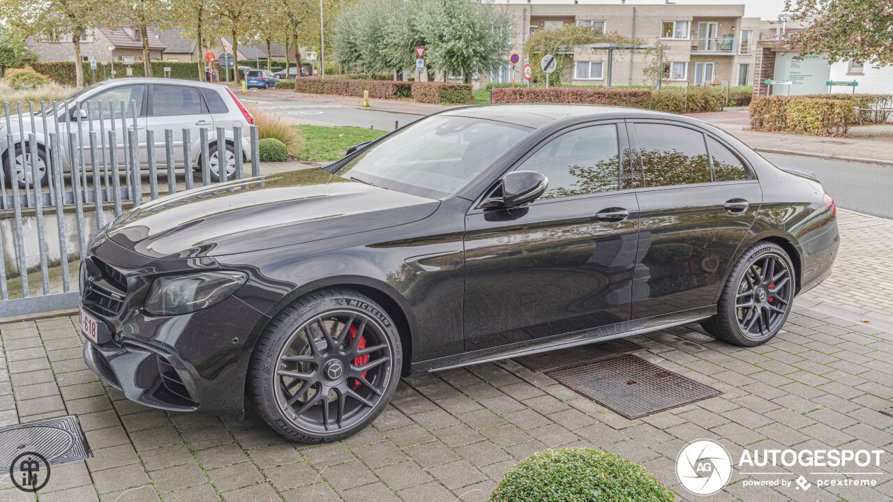 Mercedes-AMG E 63 S W213