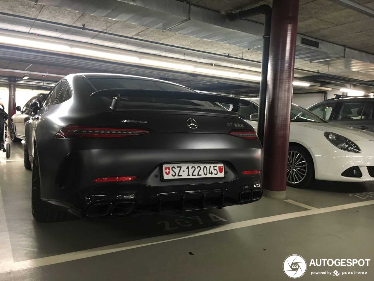 Mercedes-AMG GT 63 S X290