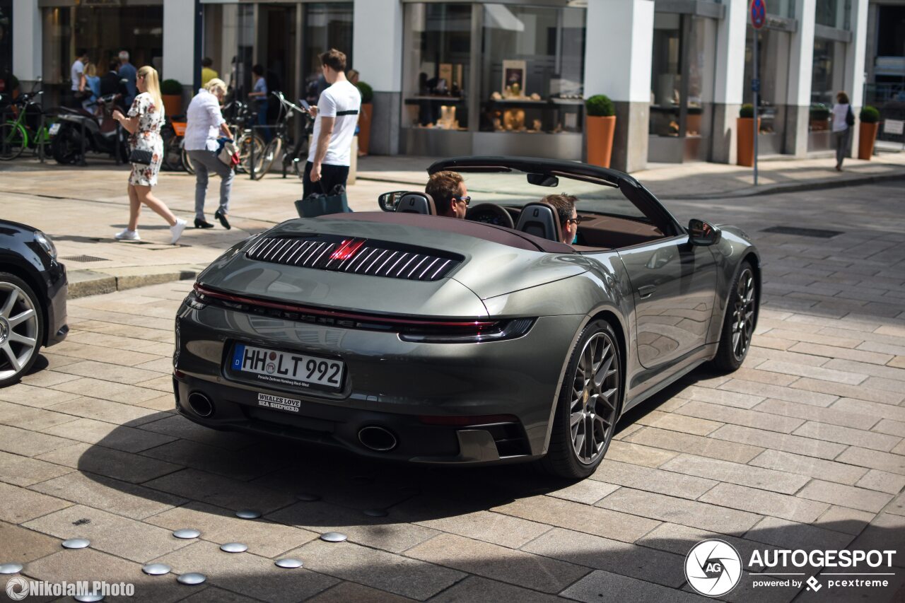 Porsche 992 Carrera 4S Cabriolet