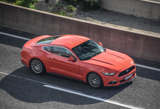 Ford Mustang GT 2015