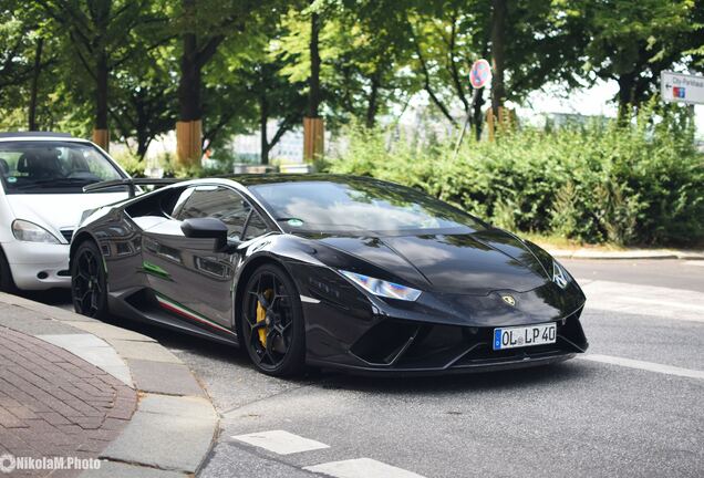 Lamborghini Huracán LP640-4 Performante