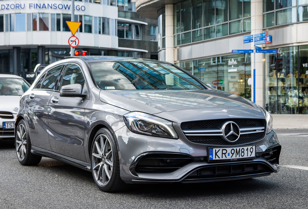 Mercedes-AMG A 45 W176 2015