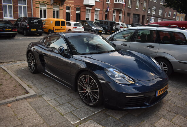 Porsche 718 Cayman S