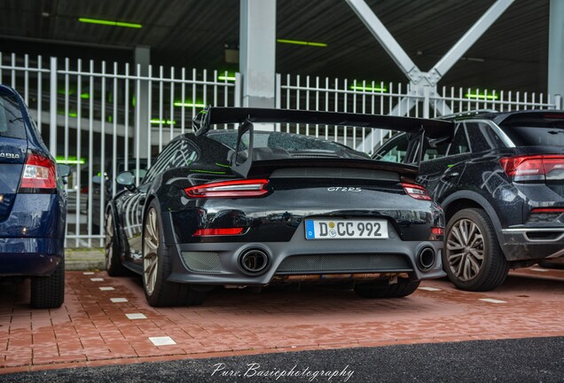 Porsche 991 GT2 RS Weissach Package