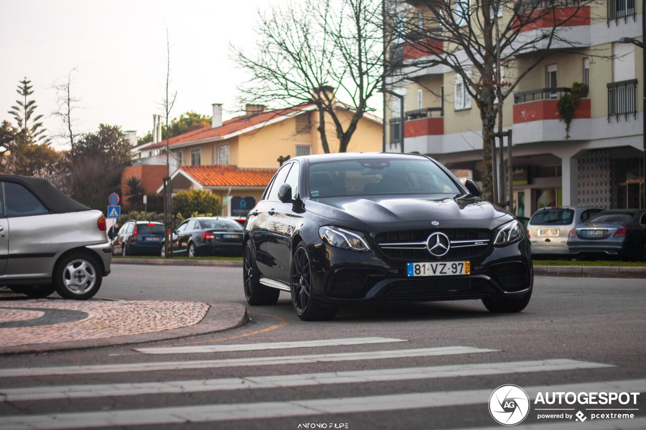 Mercedes-AMG E 63 S W213