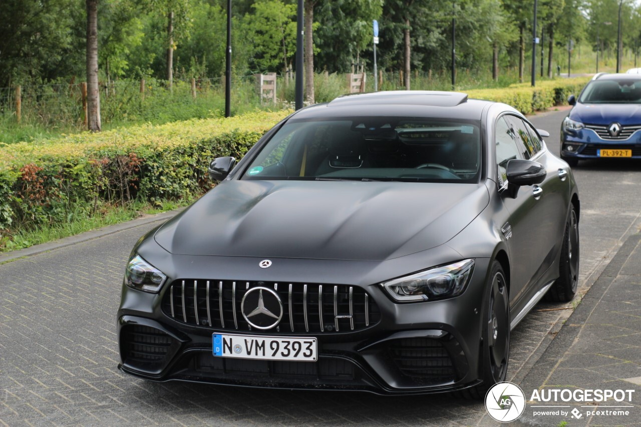 Mercedes-AMG GT 63 S X290