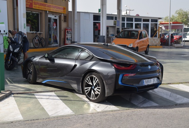 BMW i8