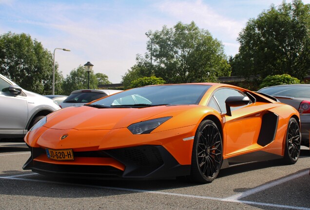 Lamborghini Aventador LP750-4 SuperVeloce