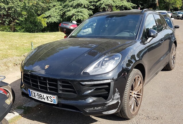 Porsche 95B Macan GTS