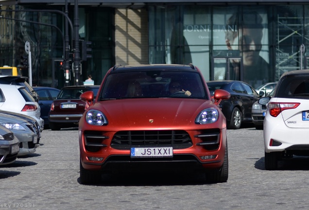 Porsche 95B Macan GTS