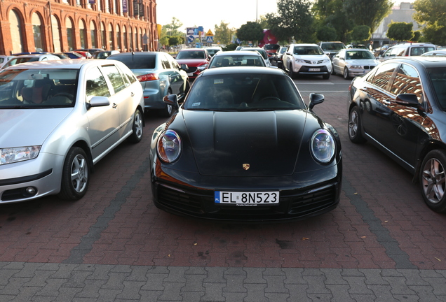 Porsche 992 Carrera S