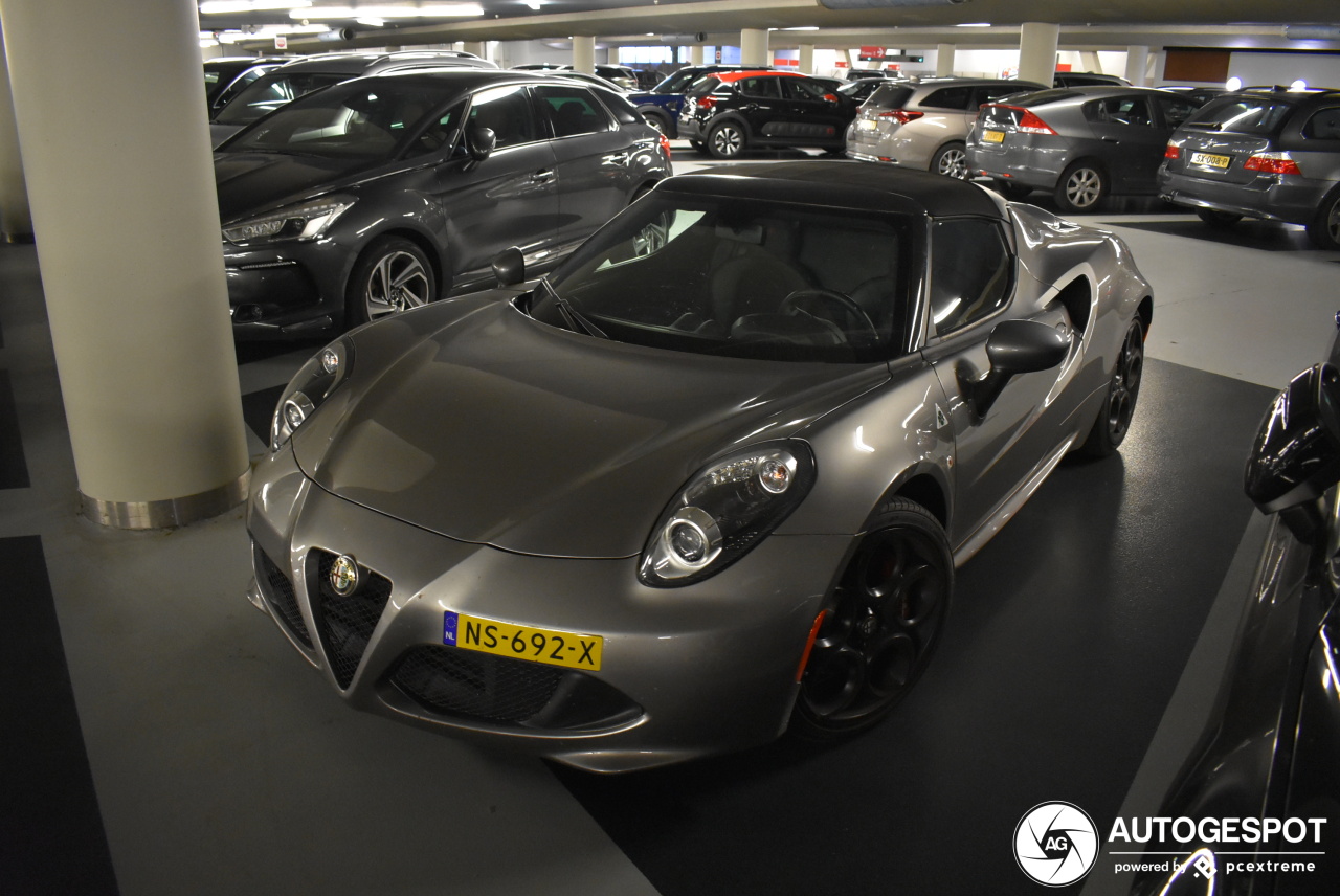 Alfa Romeo 4C Spider