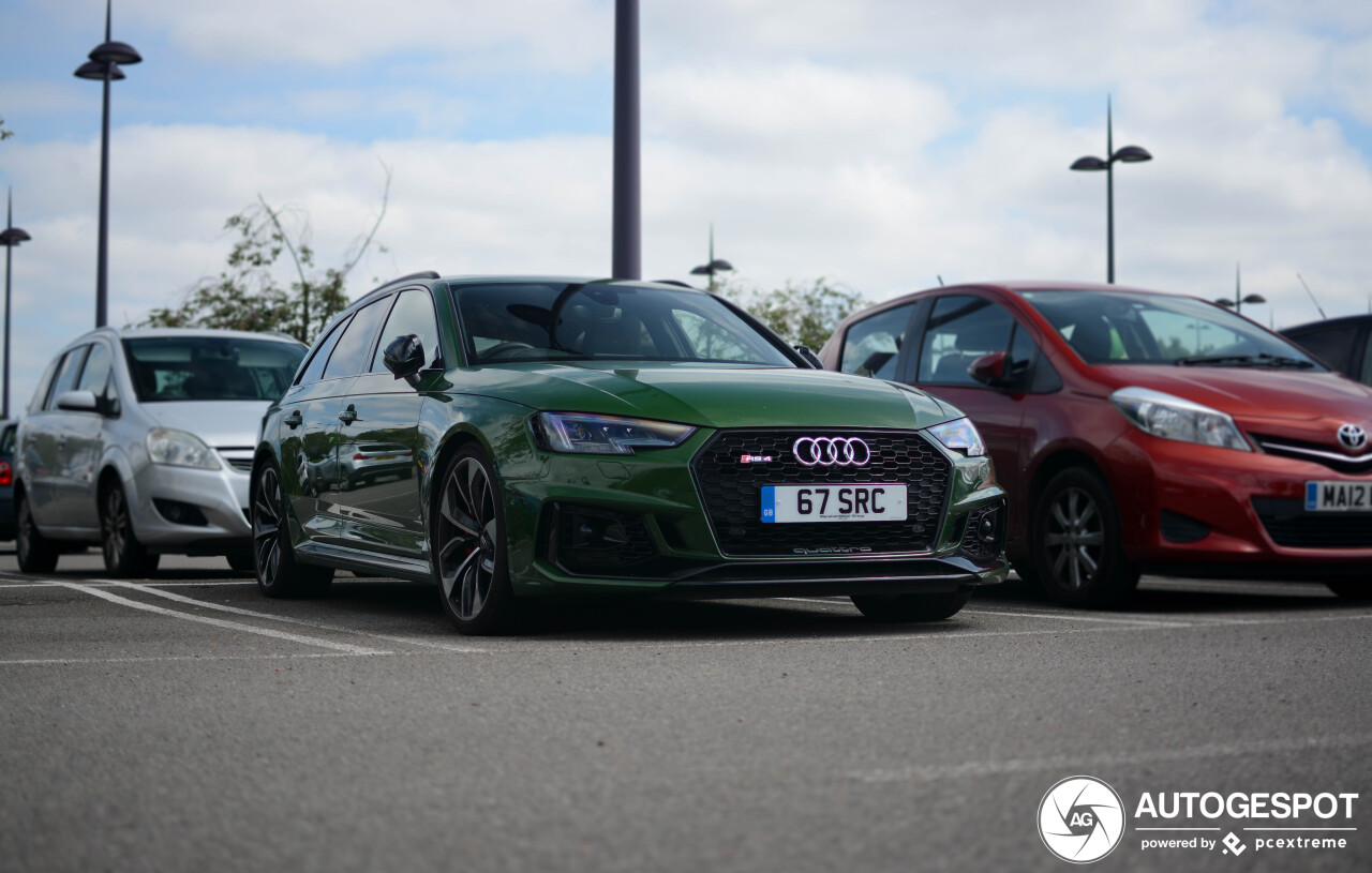 Audi RS4 Avant B9