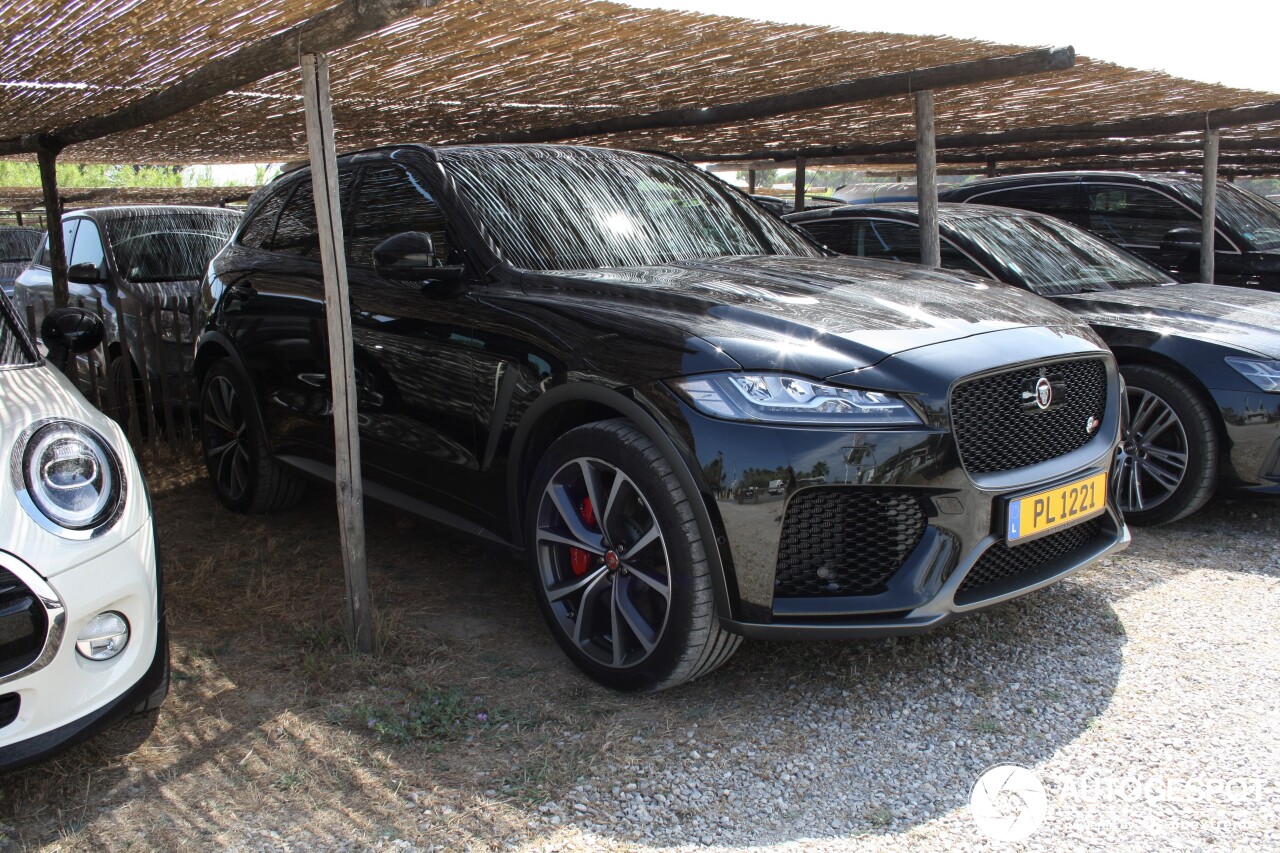 Jaguar F-PACE SVR