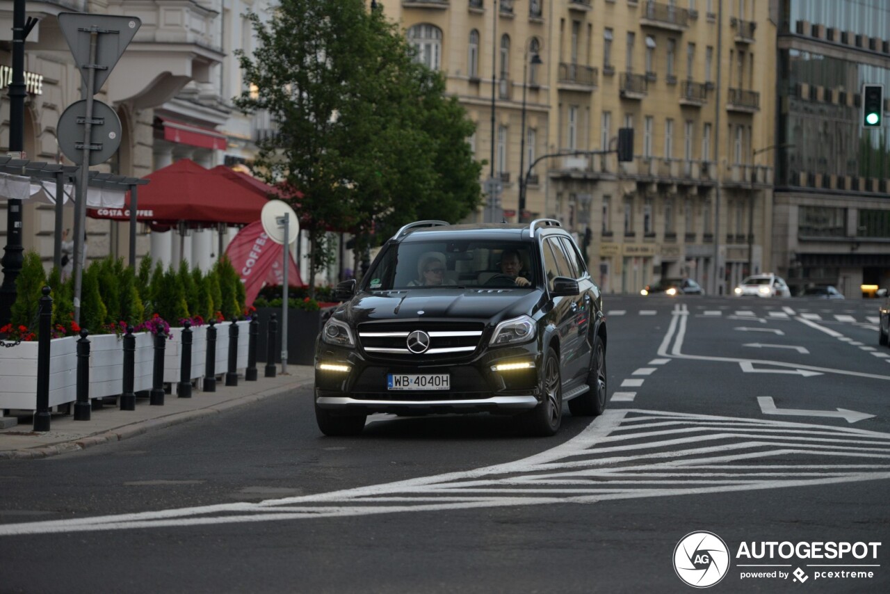 Mercedes-Benz GL 63 AMG X166