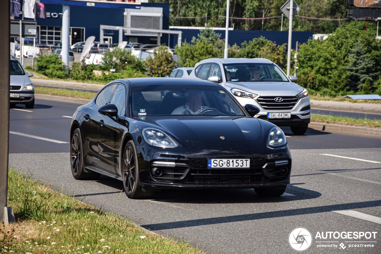 Porsche 971 Panamera Turbo