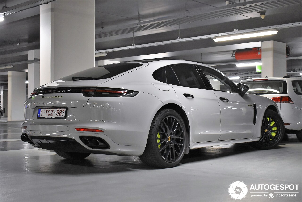 Porsche 971 Panamera Turbo S E-Hybrid