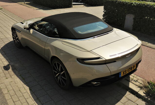 Aston Martin DB11 V8 Volante