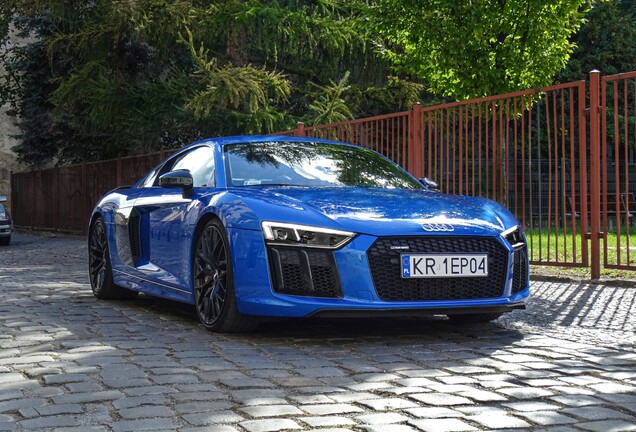 Audi R8 V10 Plus 2015