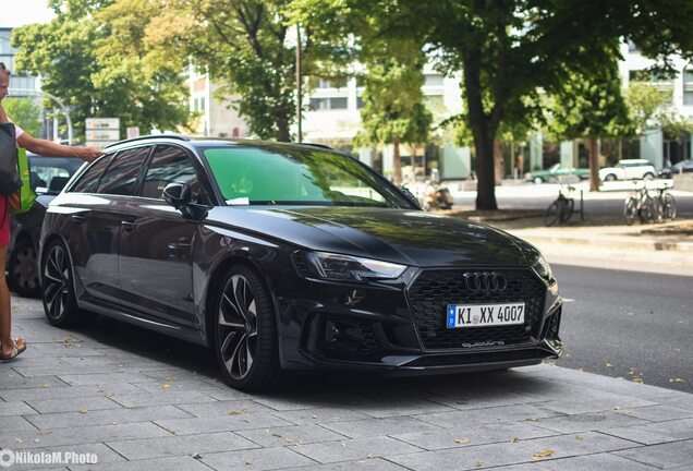 Audi RS4 Avant B9