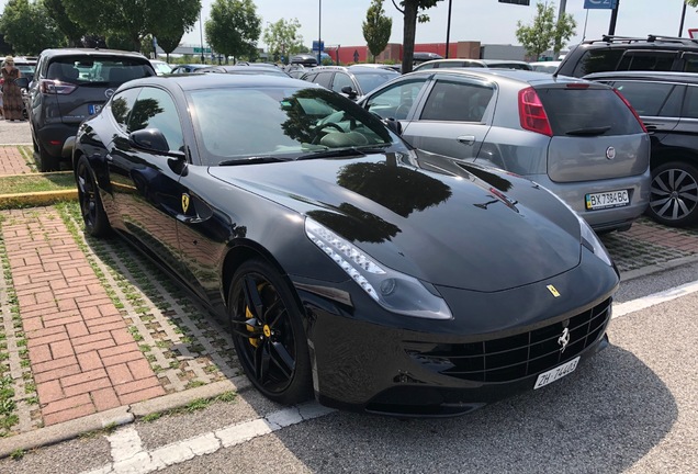 Ferrari FF