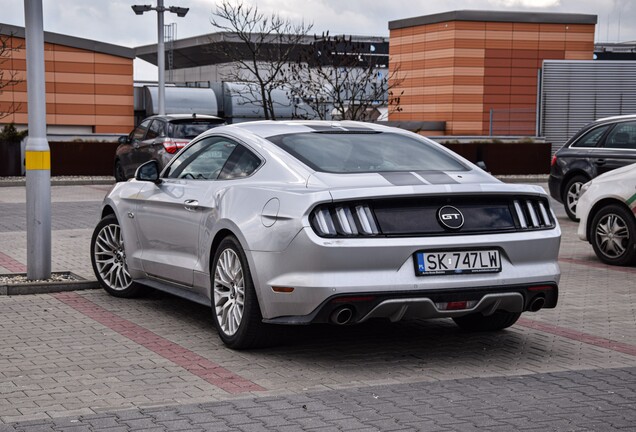 Ford Mustang GT 2015