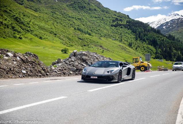 Lamborghini Aventador LP750-4 SuperVeloce Roadster