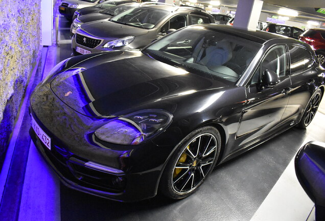 Porsche 971 Panamera Turbo S E-Hybrid Sport Turismo