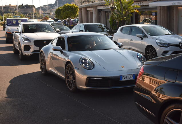 Porsche 992 Carrera 4S