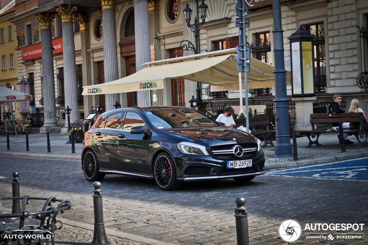 Mercedes-Benz A 45 AMG