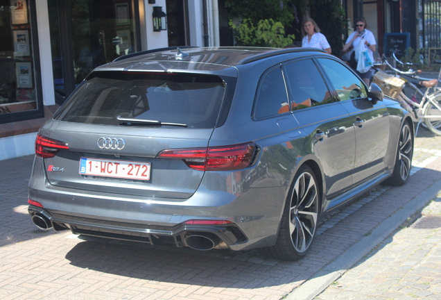 Audi RS4 Avant B9