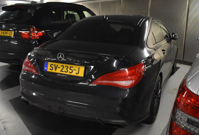 Mercedes-Benz CLA 45 AMG C117