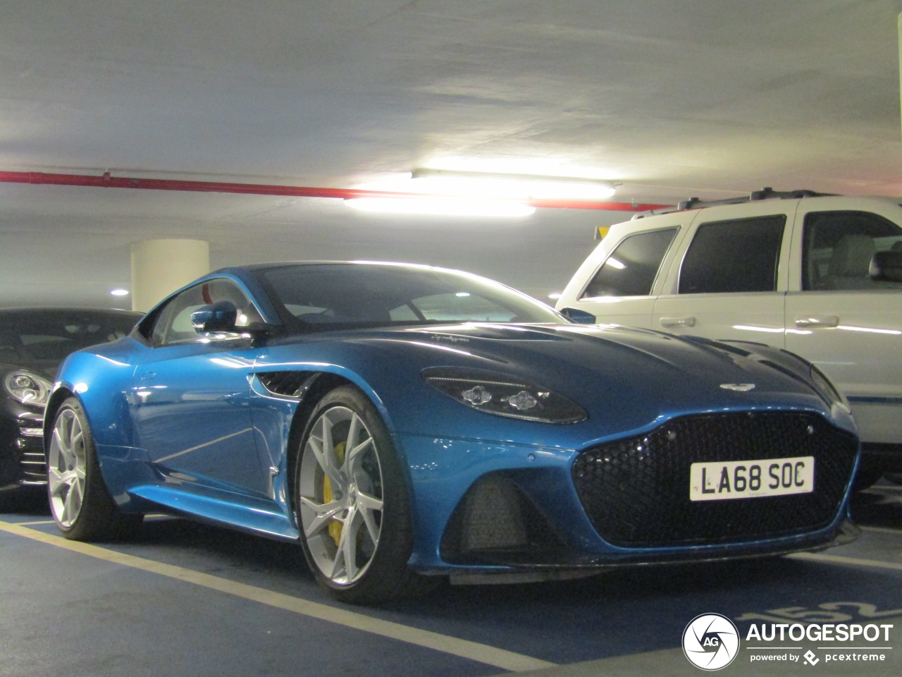 Aston Martin DBS Superleggera