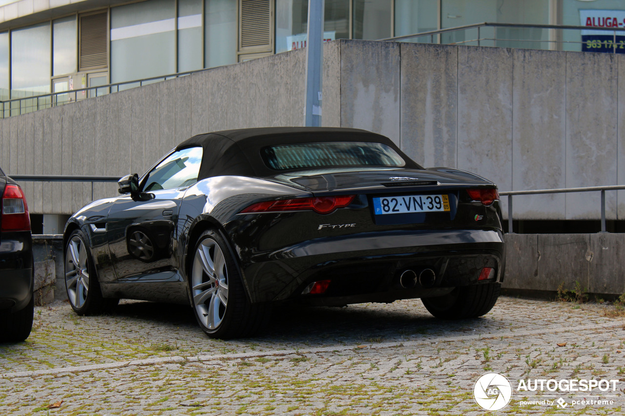 Jaguar F-TYPE S Convertible