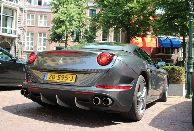 Ferrari California T