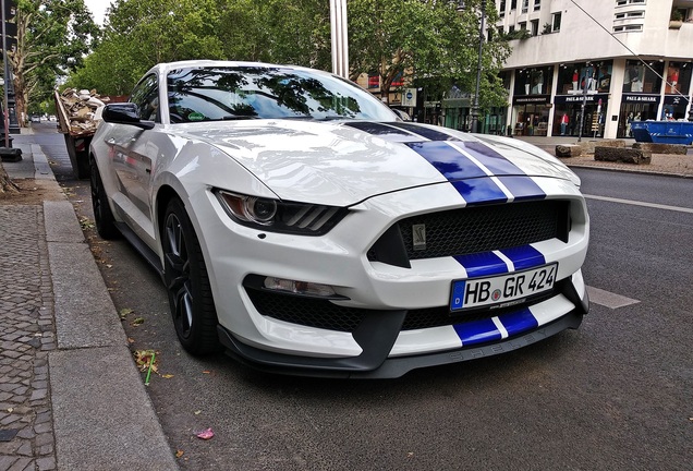 Ford Mustang Shelby GT350 2015