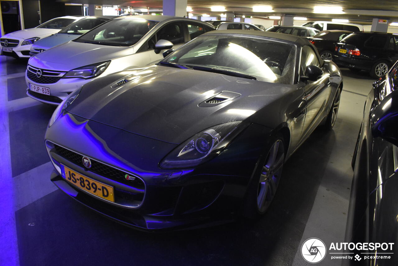 Jaguar F-TYPE S AWD Convertible