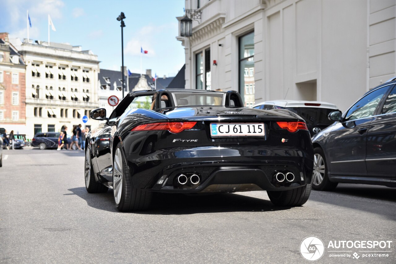 Jaguar F-TYPE S V8 Convertible