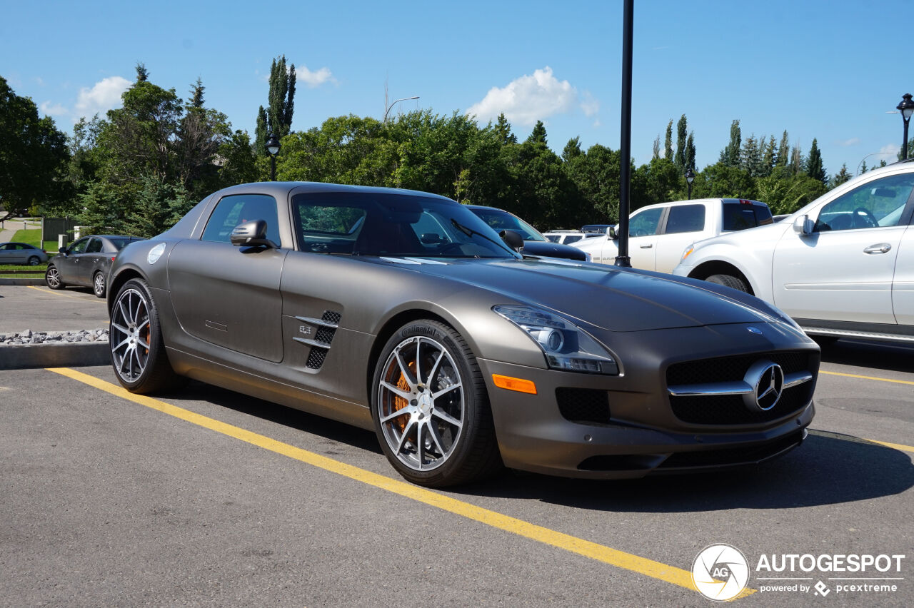 Mercedes-Benz SLS AMG