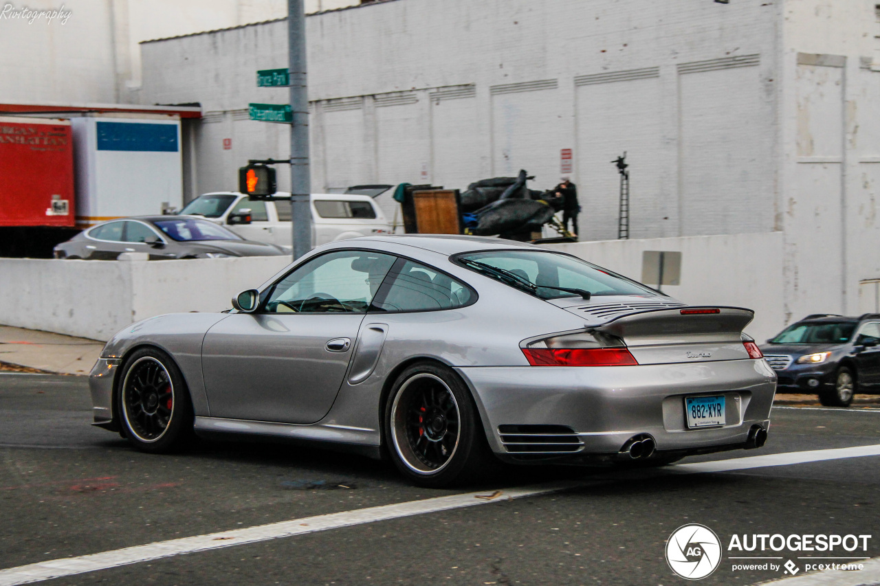 Porsche 996 Turbo