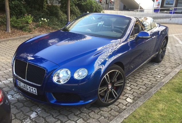 Bentley Continental GTC V8