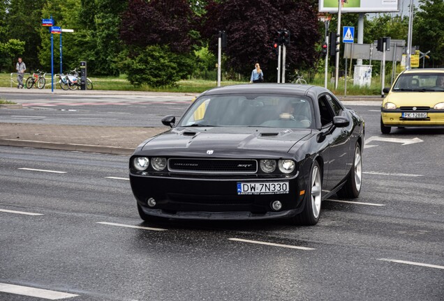 Dodge Challenger SRT-8