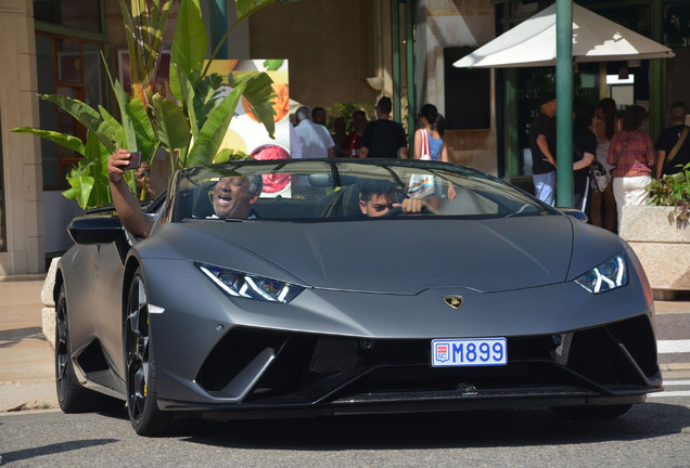 Lamborghini Huracán LP640-4 Performante Spyder