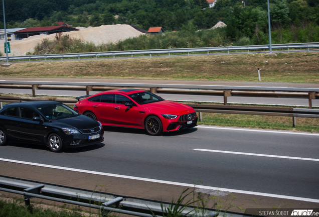 Mercedes-AMG GT 63 S X290